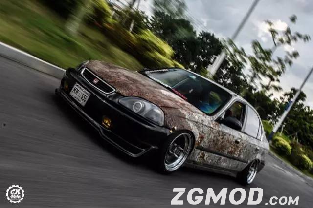 佛山车友花5个月打造破烂思域,走在路上很多人把它当作报废车! 佛山车友花5个月打造破烂思域,走在路上很多人把它当作报废车!